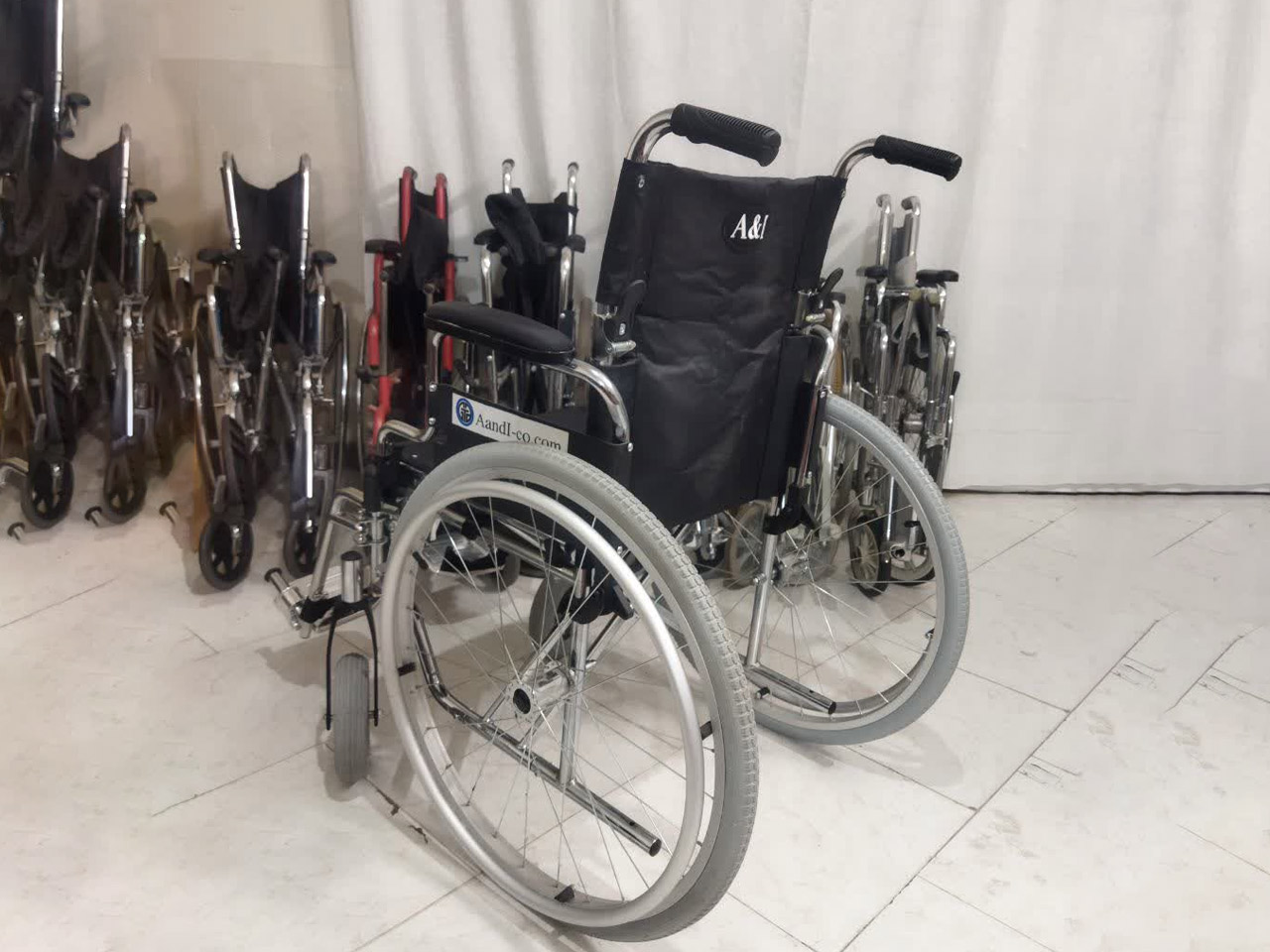 ویلچر مسافرتی تایوانی Aandi