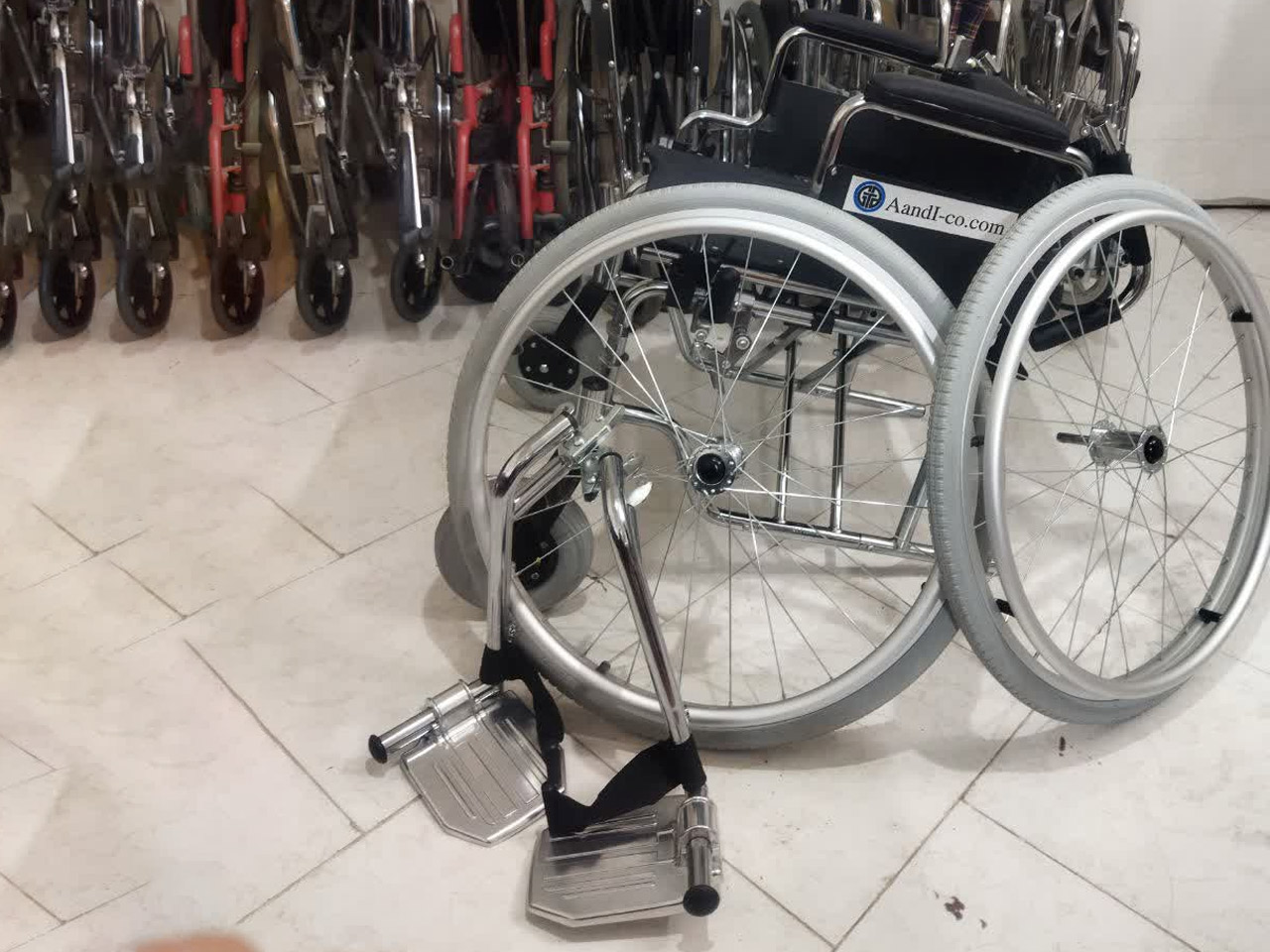 ویلچر مسافرتی تایوانی Aandi